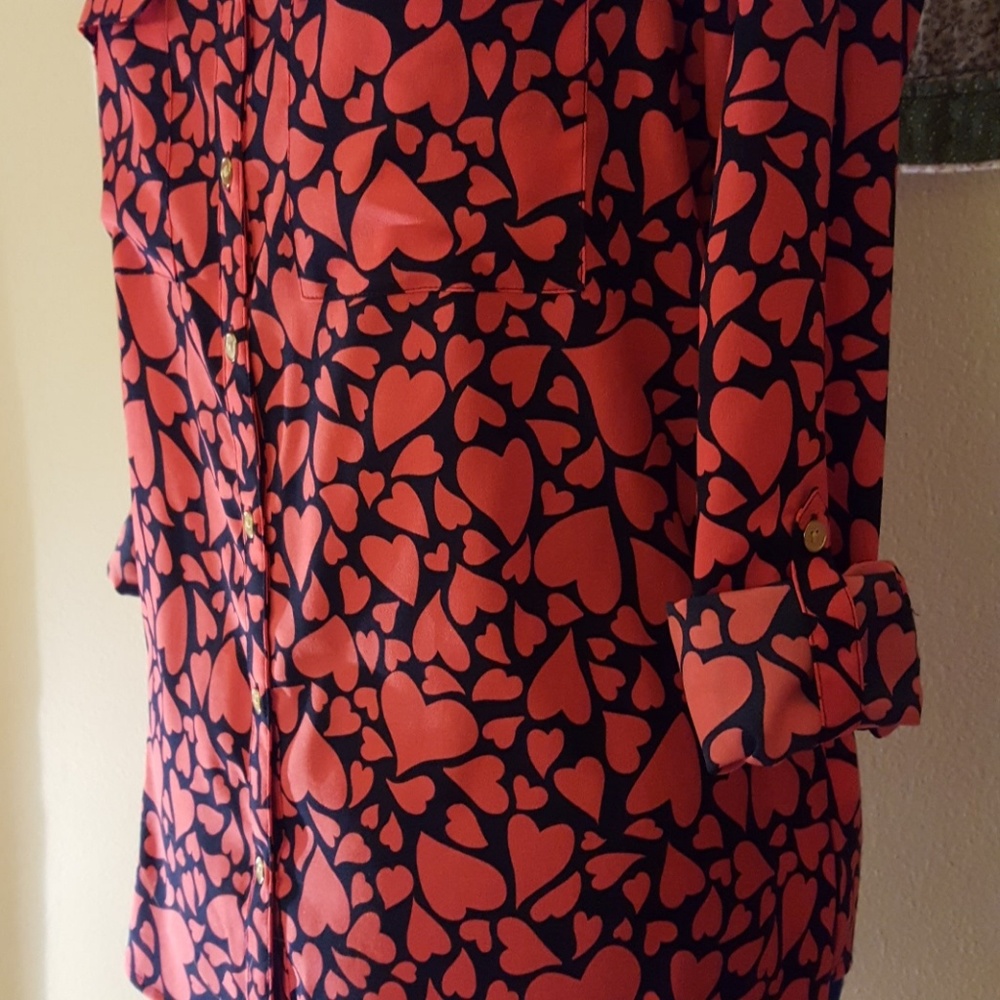 Heart Pattern Blouse - Picture 5 of 5